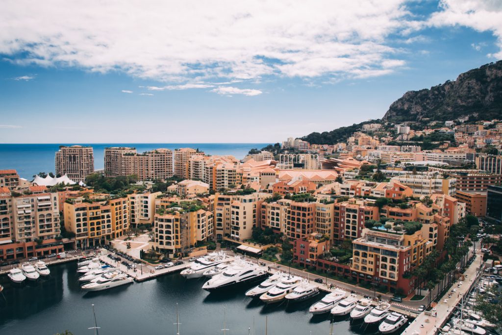 simon-moore-Lml_PhRFbsk-unsplash